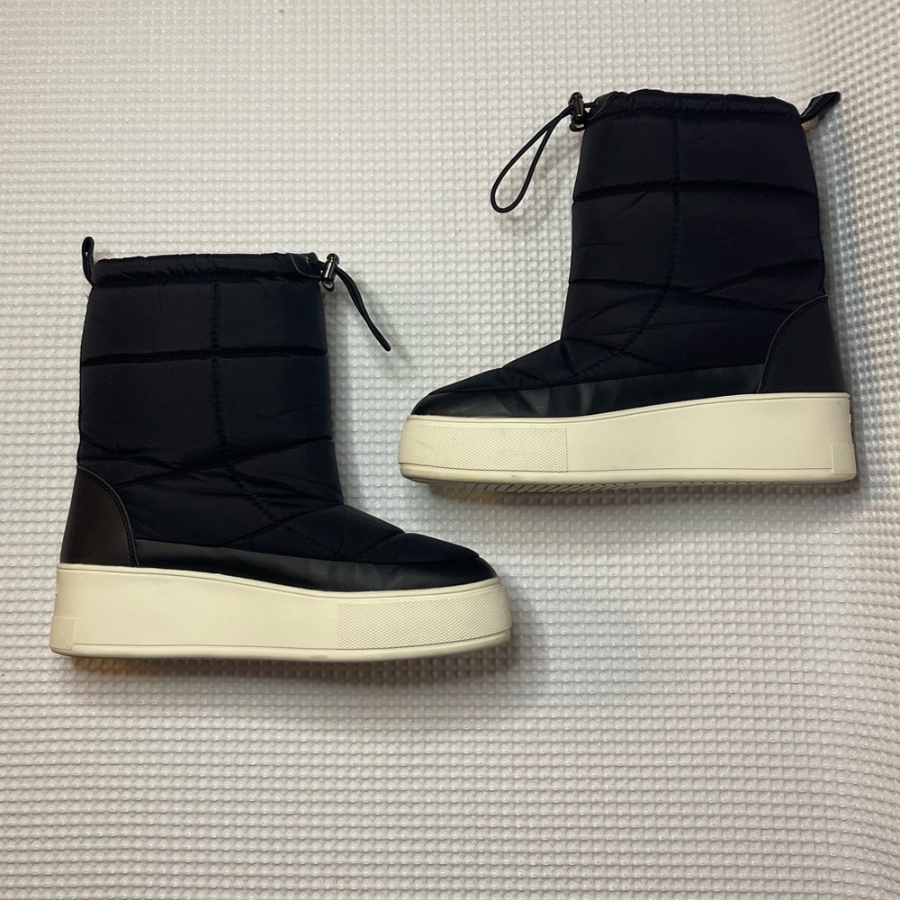 J SLIDES NYC Black Nylon Waterproof Puffer Platform Boots